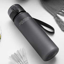 Garrafa Esportiva à Prova de Vazamento, Segura e Portátil para Todas as Suas Aventuras!